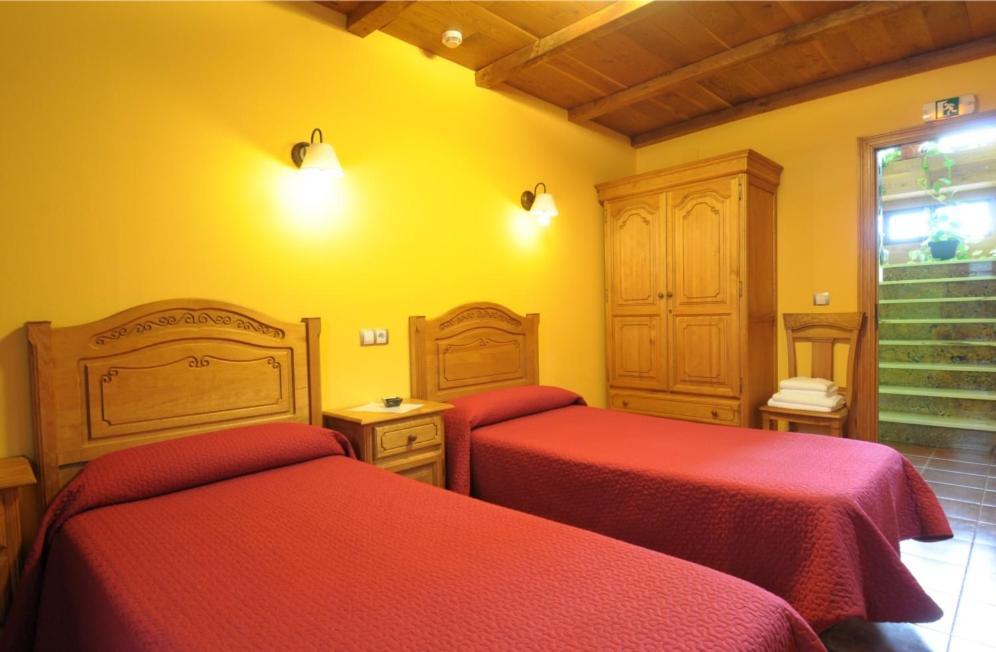 Posada Casa Rosalia كاسترو أورديالس المظهر الخارجي الصورة